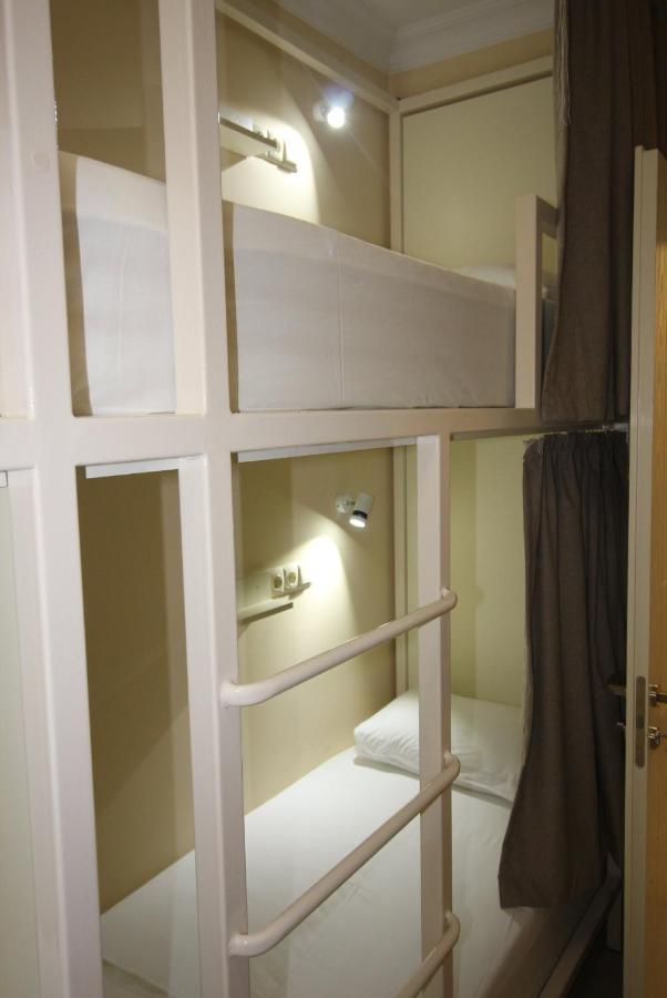 Hostel Jeal Batumi Exterior photo