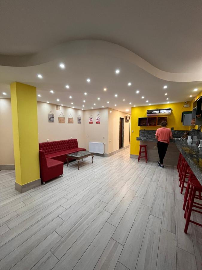 Hostel Jeal Batumi Exterior photo