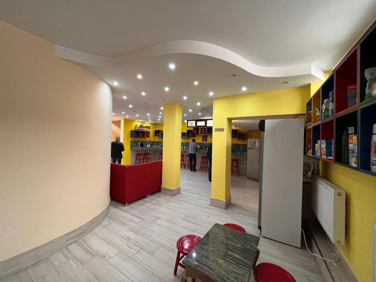 Hostel Jeal Batumi Exterior photo